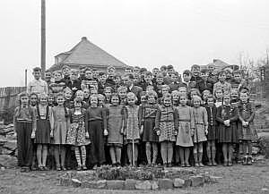 1954_papa mit klasse 4_01a_n